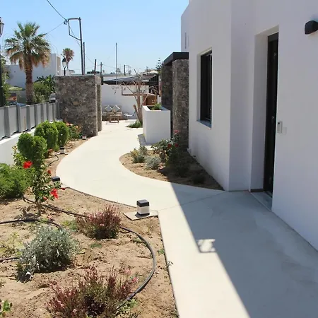 Chill And Thrill Apartments Mastichari  Exterior photo