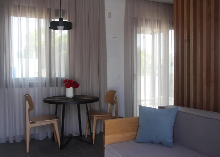 Chill And Thrill Apartments
